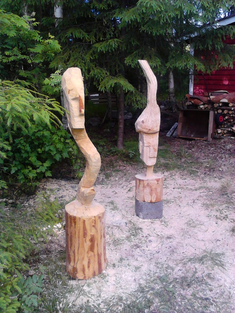 Ihan itse tehtyjä uusia veistoksia la 21.06.2014.