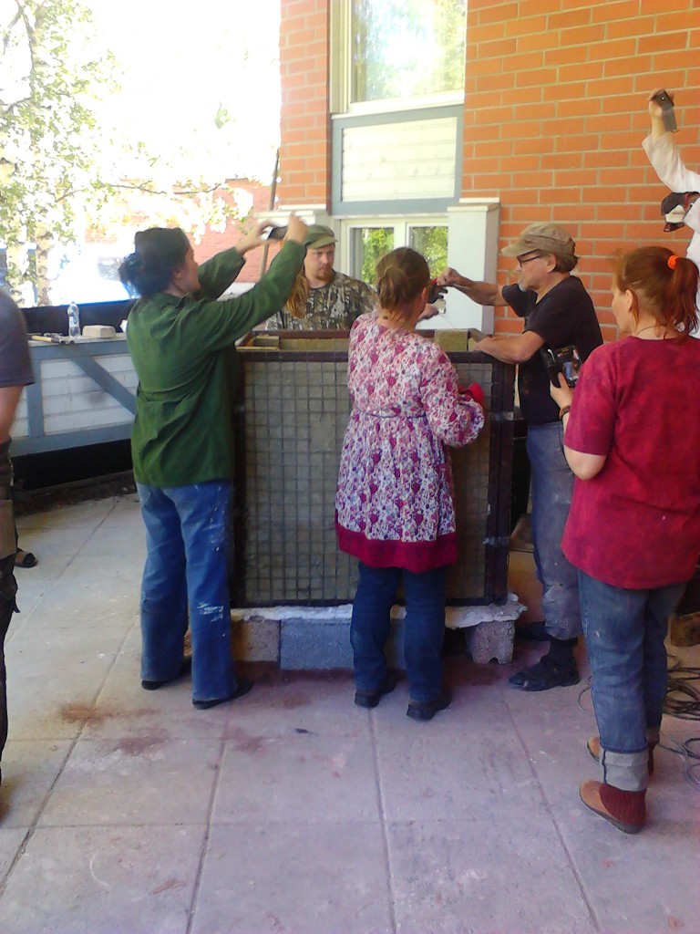 Sitten seinät pystyyn.